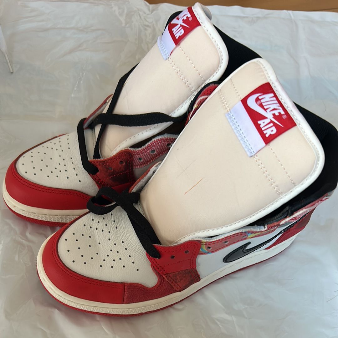 Spider-Man × Nike Air Jordan 1 Retro High OG SP "Spider-Man: Across the Spider-Verse/University Red"