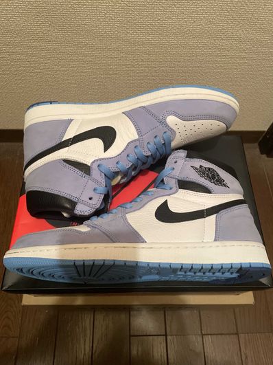 Nike Air Jordan 1 High OG "University Blue"