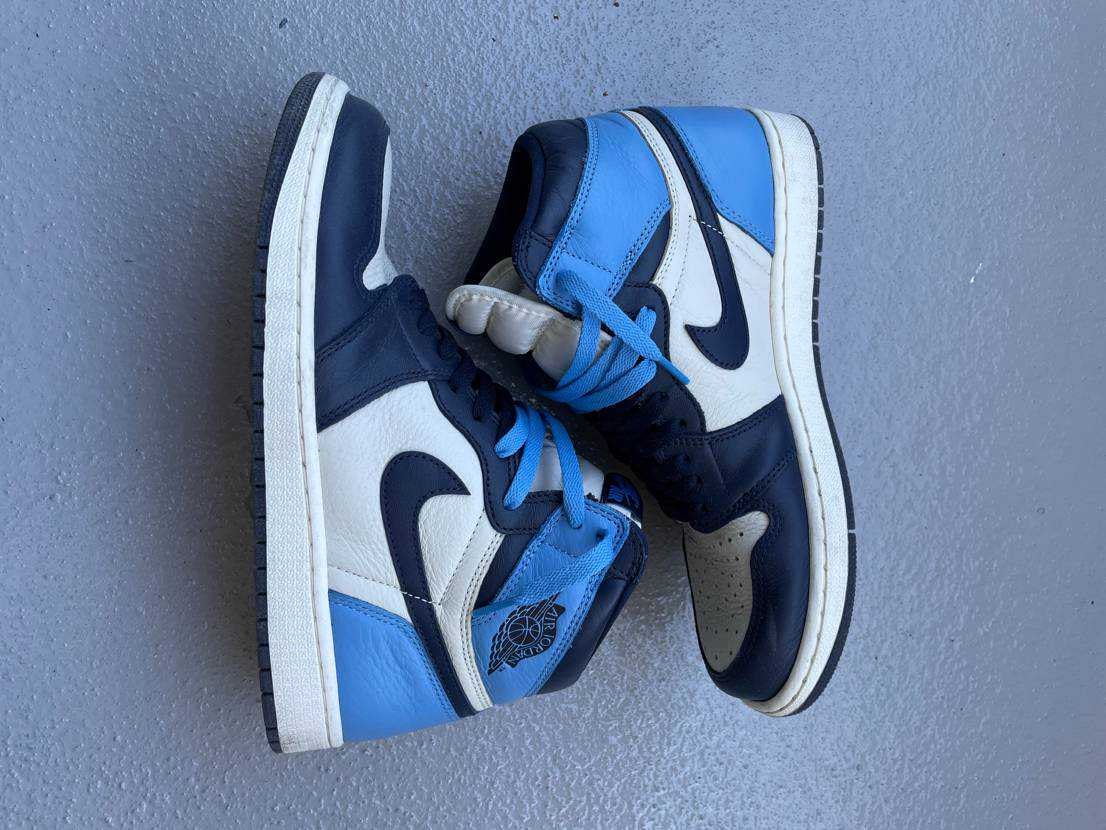 Nike Air Jordan 1 Retro High OG "Obsidian/University Blue"