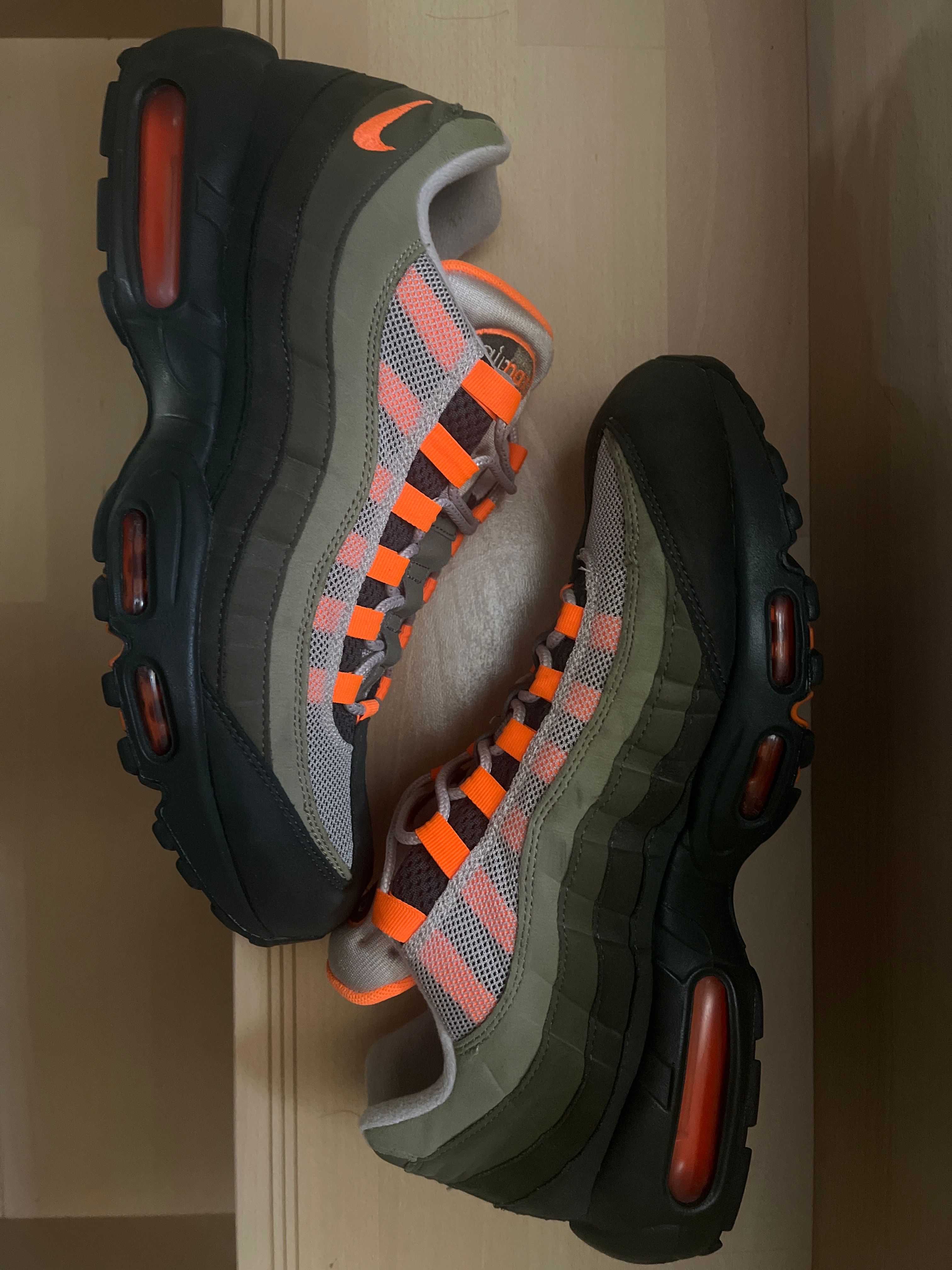 Nike Air Max 95 "String/Total Orange"