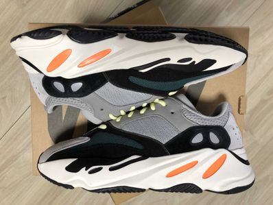 adidas YEEZY Boost 700 "Wave Runner"