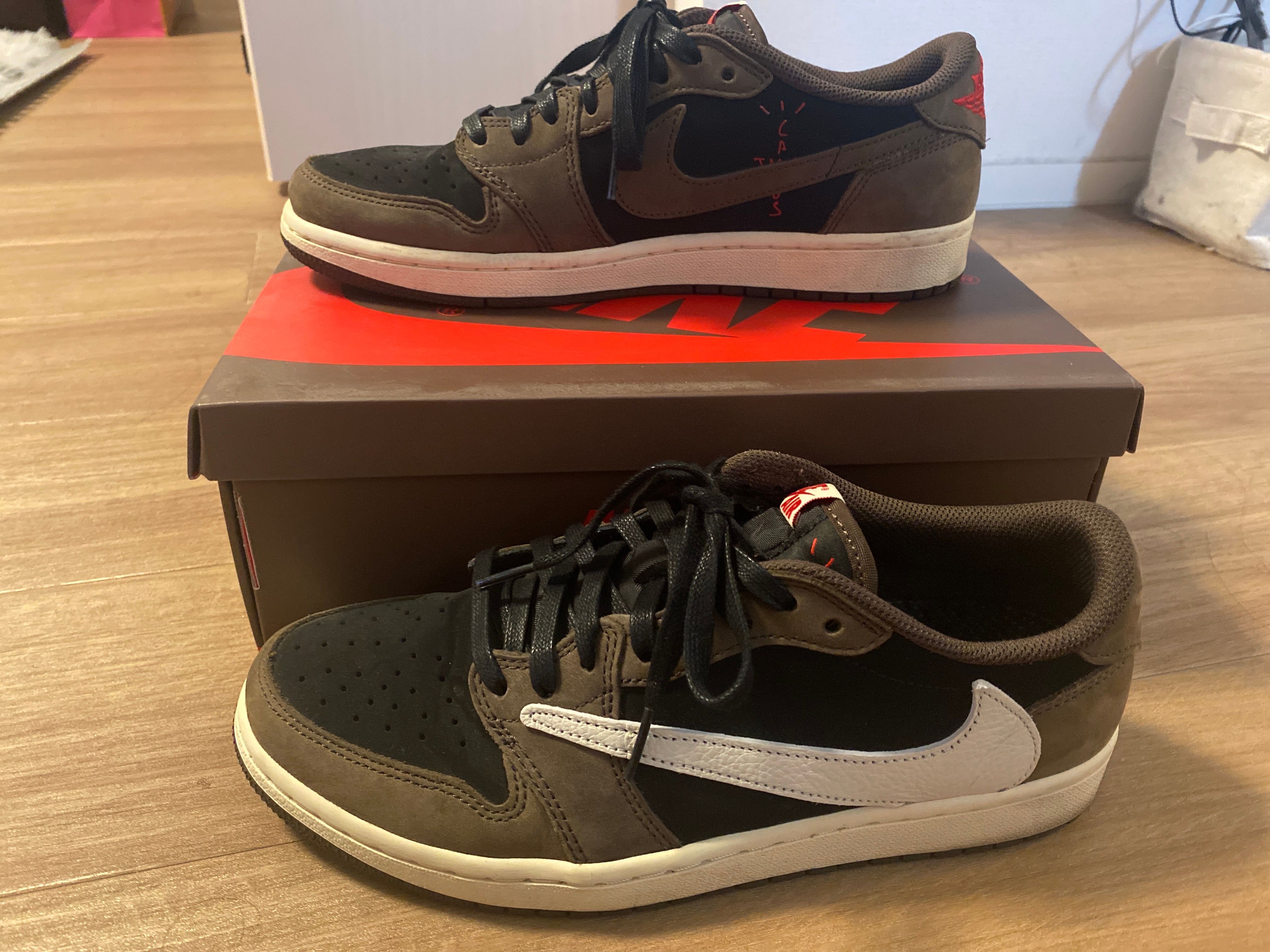 Travis Scott × Nike Air Jordan 1 Low OG SP-T "Black/Dark Mocha"