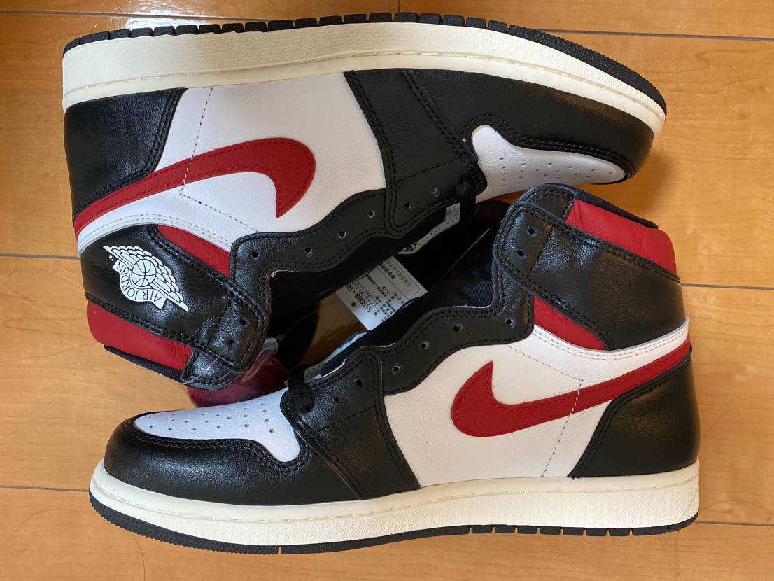 Nike Air Jordan 1 Retro High "Black/White/Sail/Gym Red"