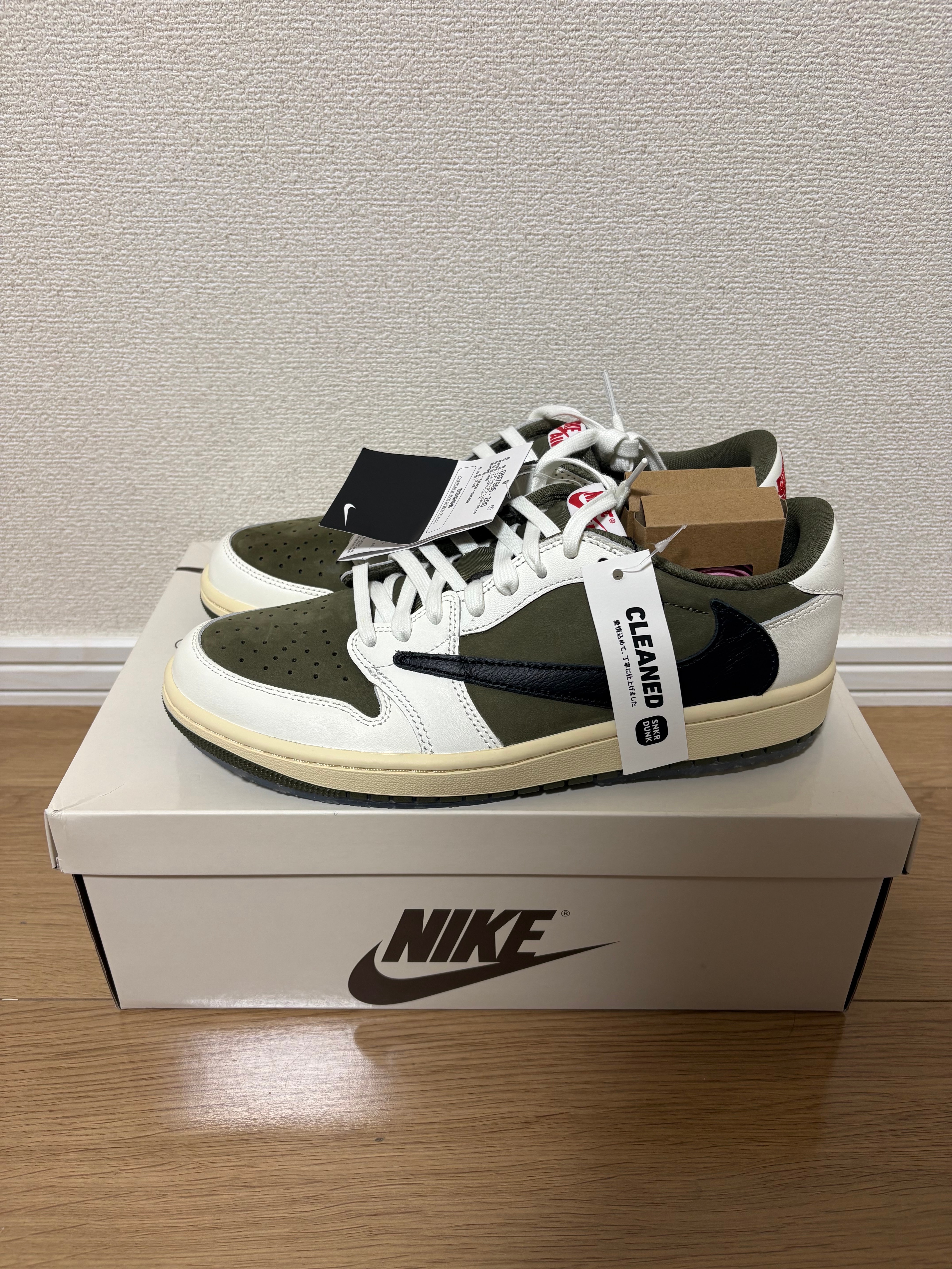 Travis Scott × Nike Air Jordan 1 Low OG SP "Reverse Olive"