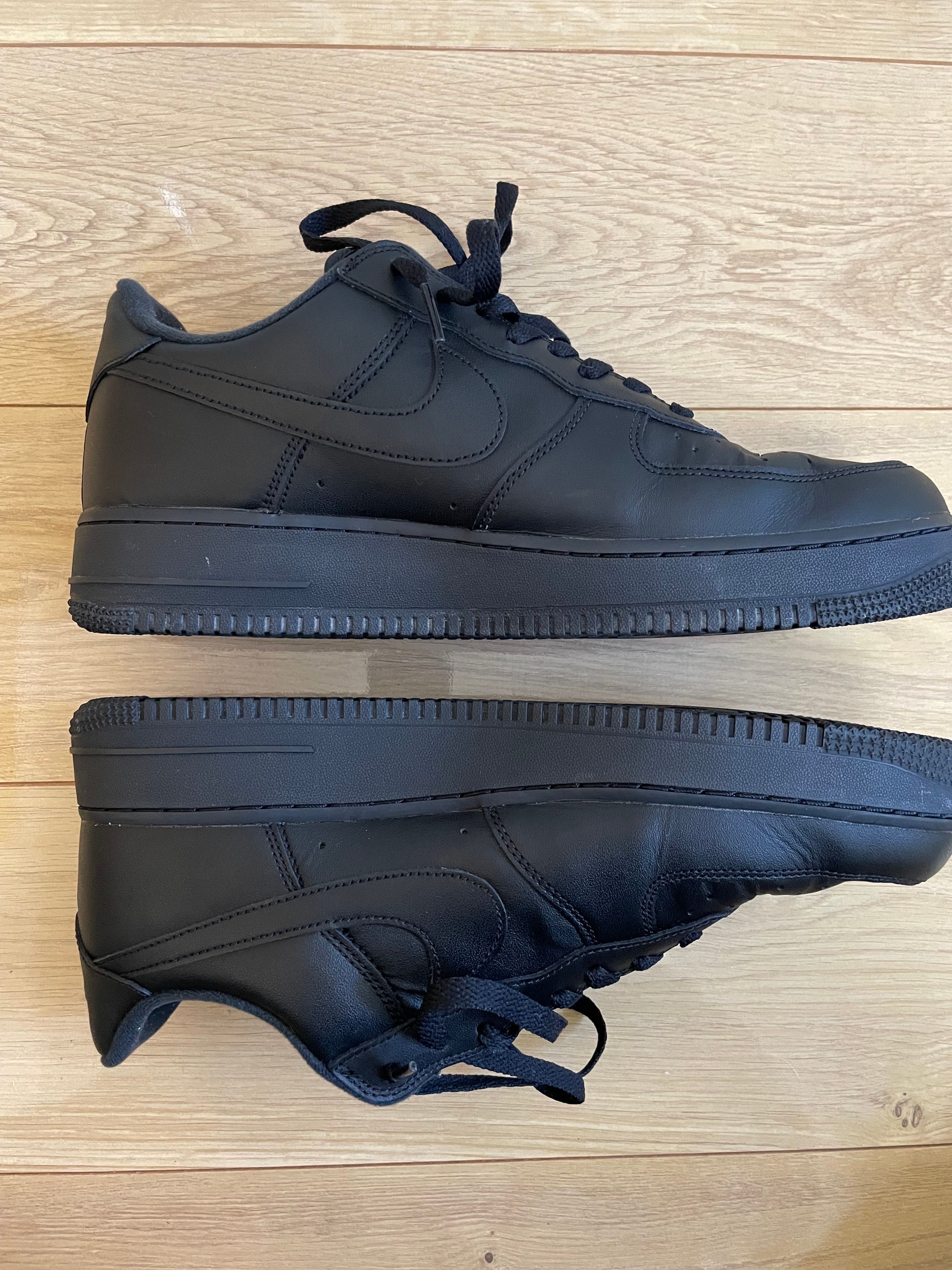 Supreme × Nike Air Force 1 Low "Black"
