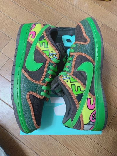 Nike SB Dunk Low "De La Soul" (2015)