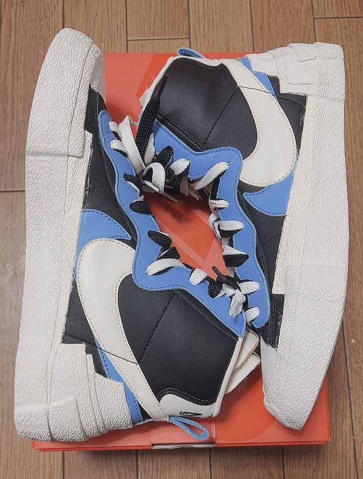 sacai × NIKE BLAZER MID "BLACK / BLUE"