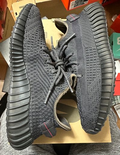 adidas YEEZY Boost 350 V2 "Black"