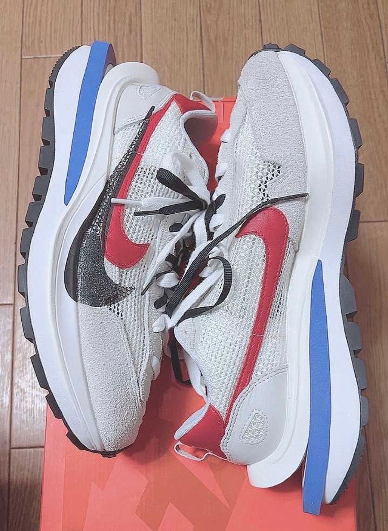 sacai × Nike Vapor Waffle "Royal Fuchsia"