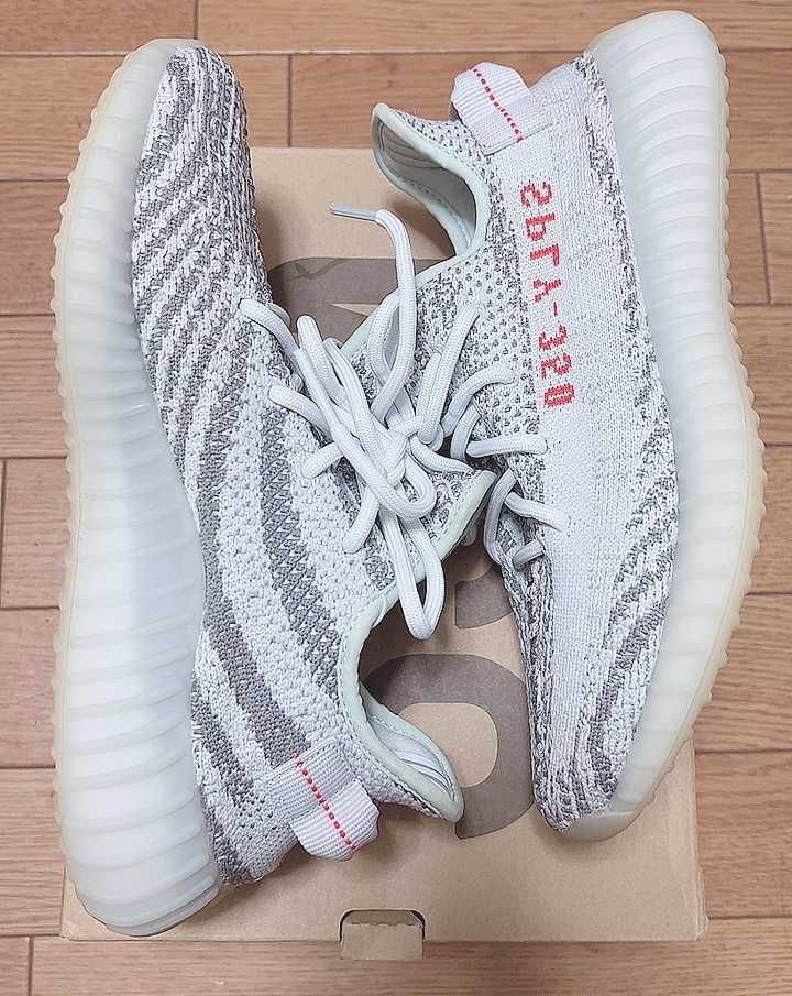adidas YEEZY Boost 350 V2 "Blue Tint"
