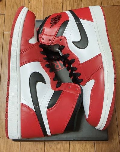 Nike Air Jordan 1 Retro High "Chicago" (2013)