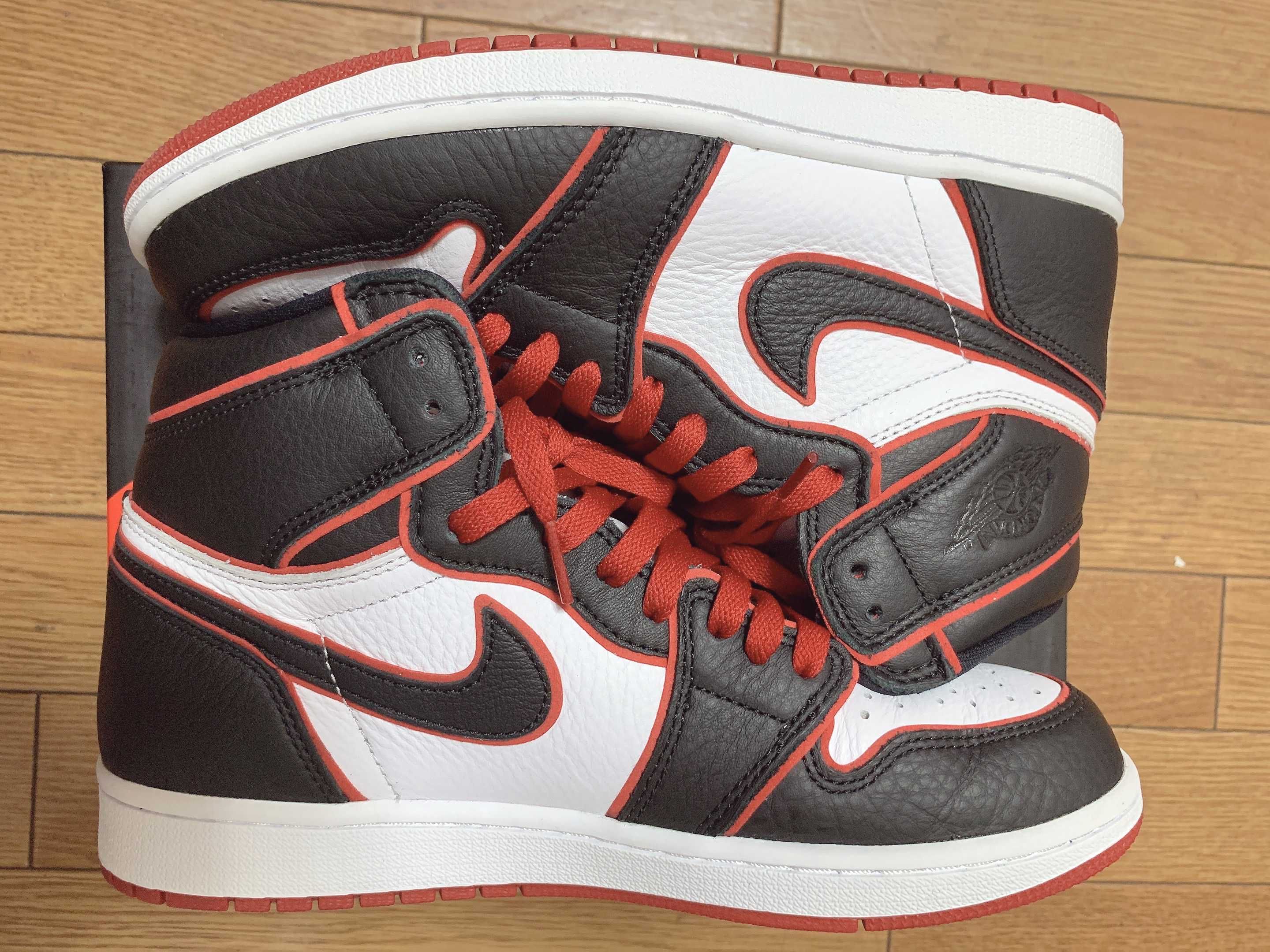 Nike Air Jordan 1 Retro High OG "Blood Line"   