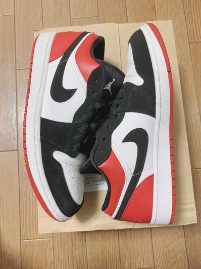 Nike Air Jordan 1 Low "Black Toe"