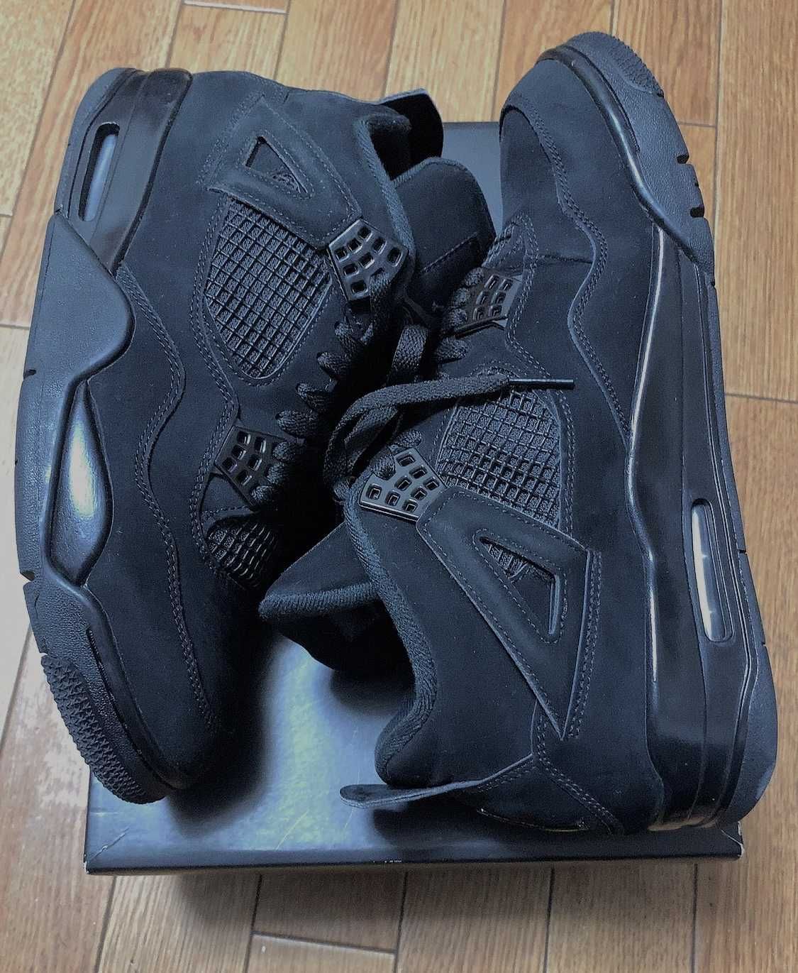 Nike Air Jordan 4 "Black Cat"