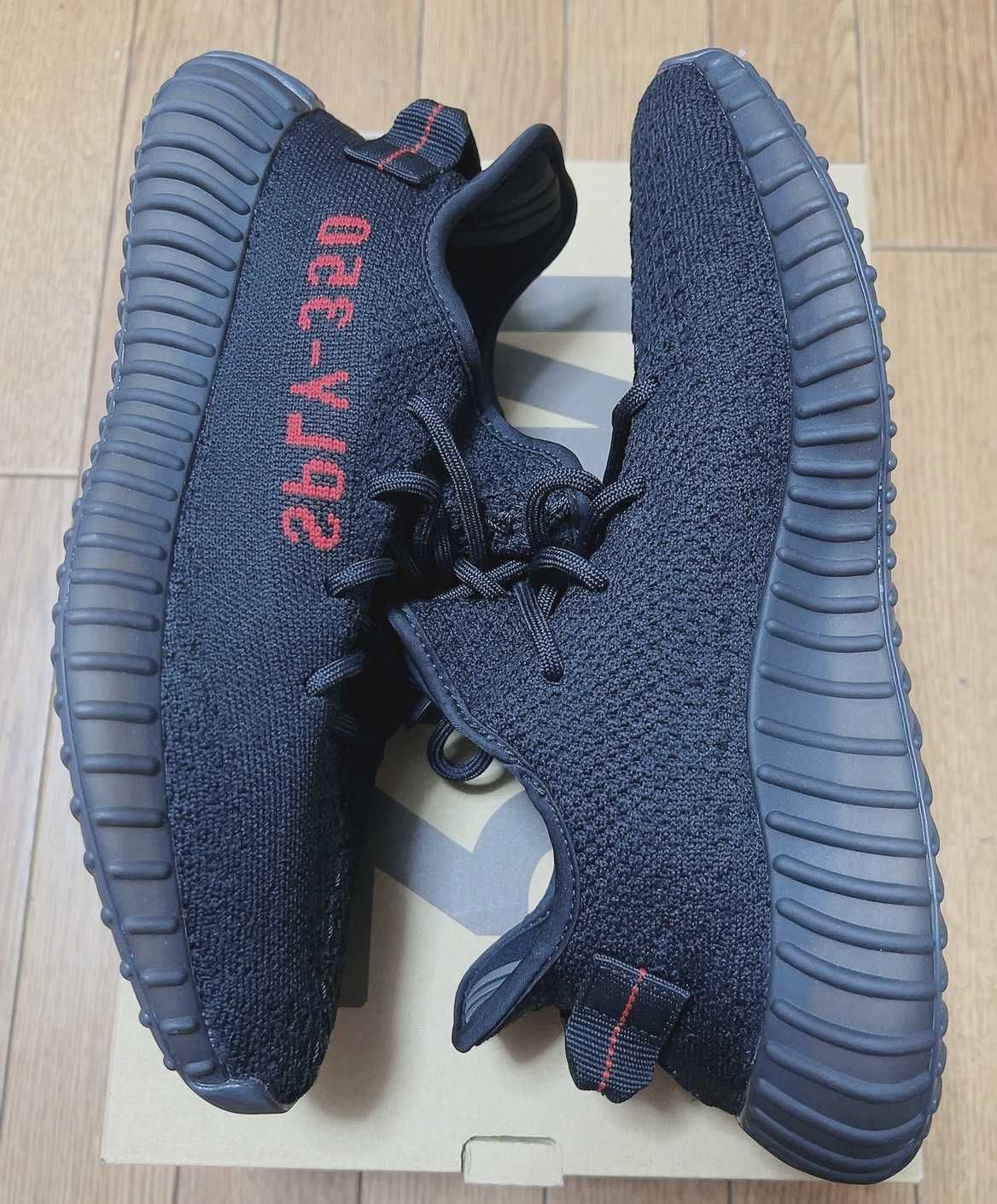 adidas YEEZY Boost 350 V2 "Core Black/Red" (2020)
