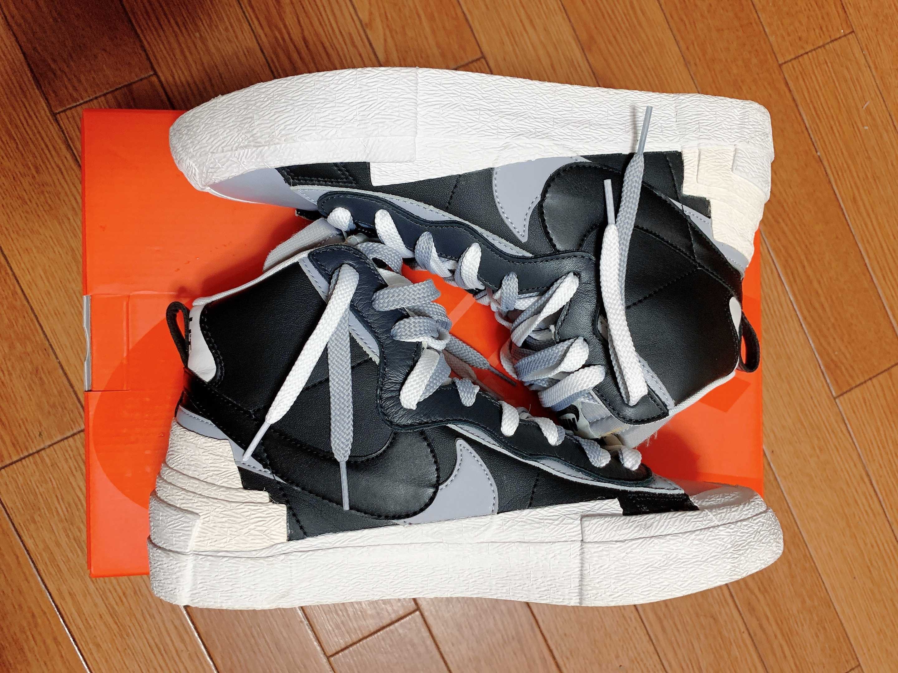 sacai × NIKE BLAZER MID "BLACK/WOLF GREY/WHITE"