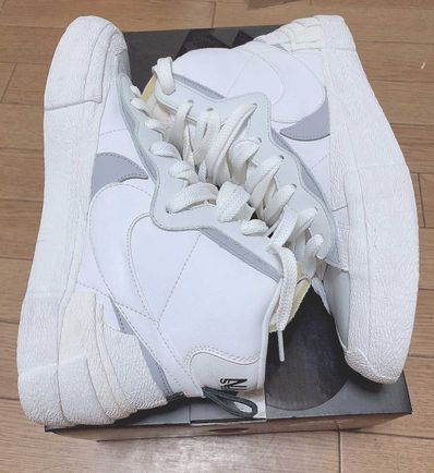 sacai × NIKE BLAZER MID "WHITE/WOLF GREY"