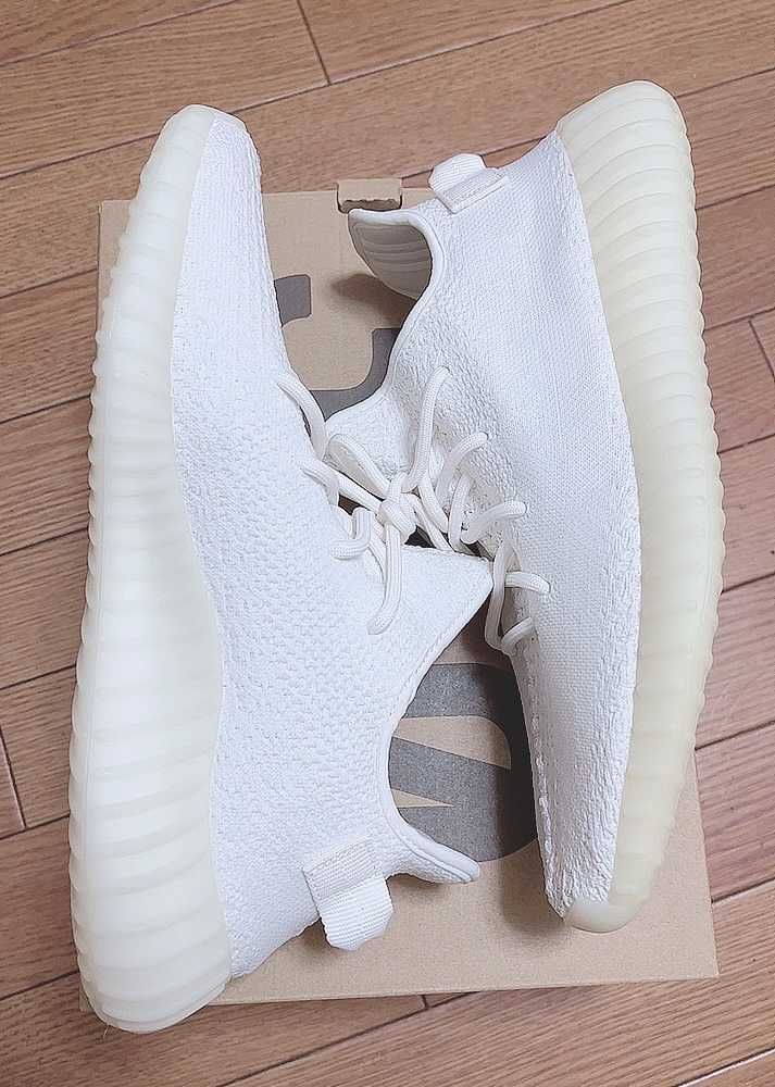 adidas YEEZY Boost 350 V2 "Cream White"