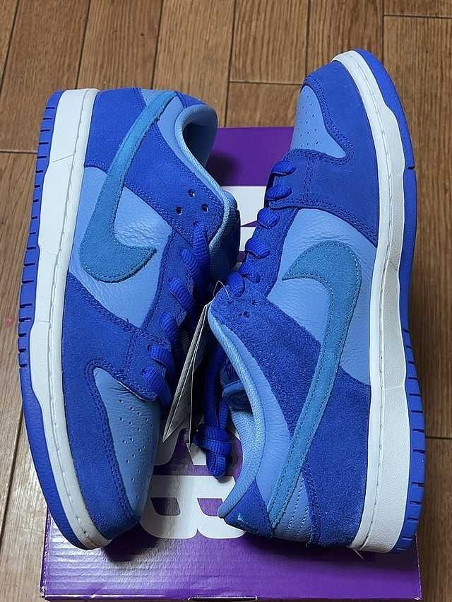 Nike SB Dunk Low "Blue Raspberry"