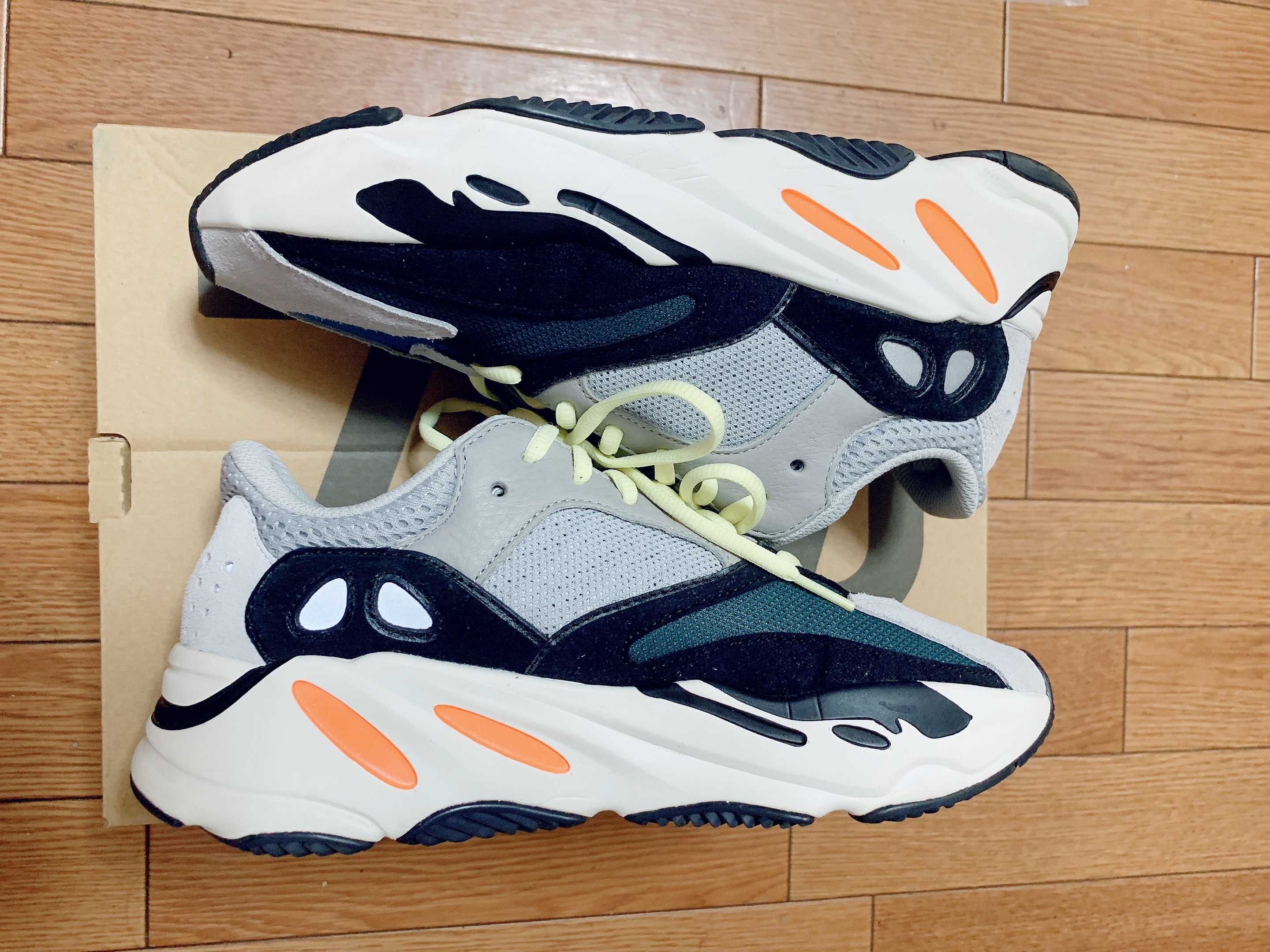 adidas YEEZY Boost 700 "Wave Runner"