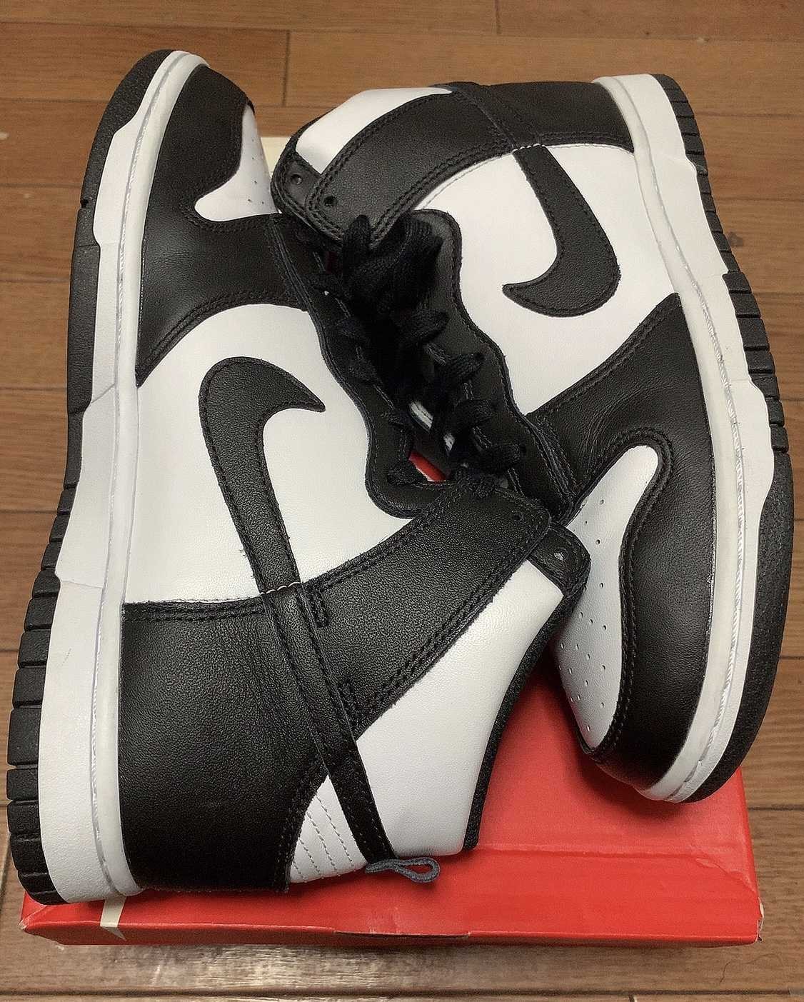 Nike Dunk High "Black and White"