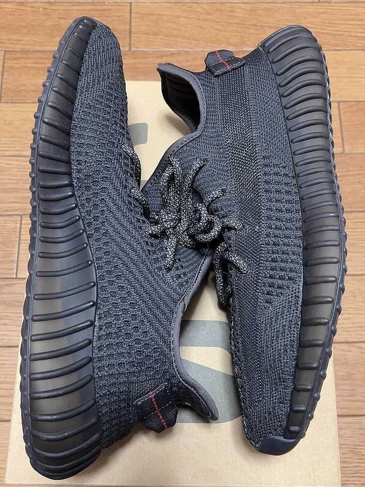 adidas YEEZY Boost 350 V2 "Black"