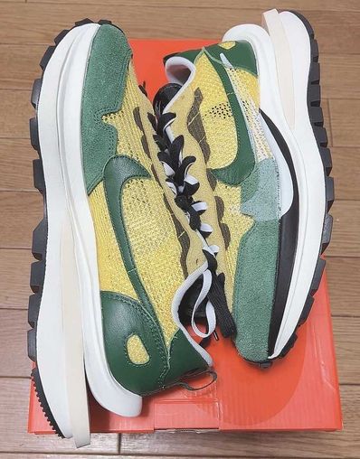 sacai × Nike Vapor Waffle "Tour Yellow/Stadium Green-Sail"