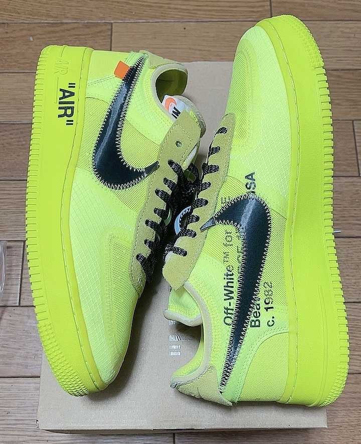 Off-White × Nike Air Force 1 Low "Volt"