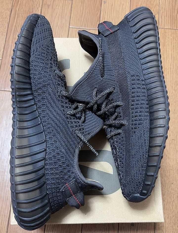 adidas YEEZY Boost 350 V2 "Black"