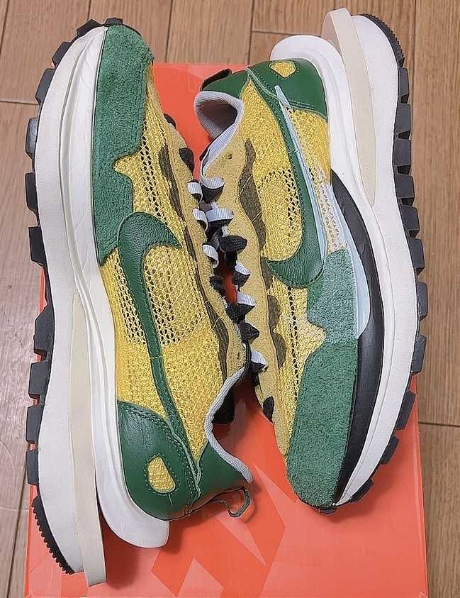 sacai × Nike Vapor Waffle "Tour Yellow/Stadium Green-Sail"