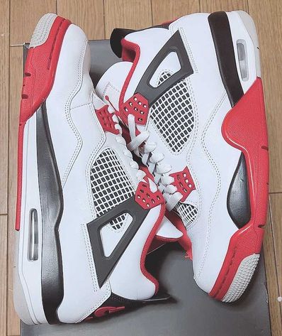 Nike Air Jordan 4 Retro OG "Fire Red" (2020)
