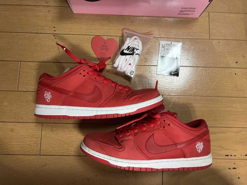 Girls Don't Cry × Nike SB Dunk Low Pro QS "Red" / VERDY