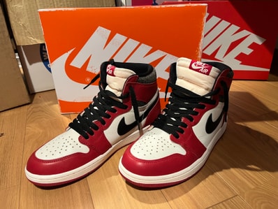 Nike Air Jordan 1 High OG "Lost & Found/Chicago"