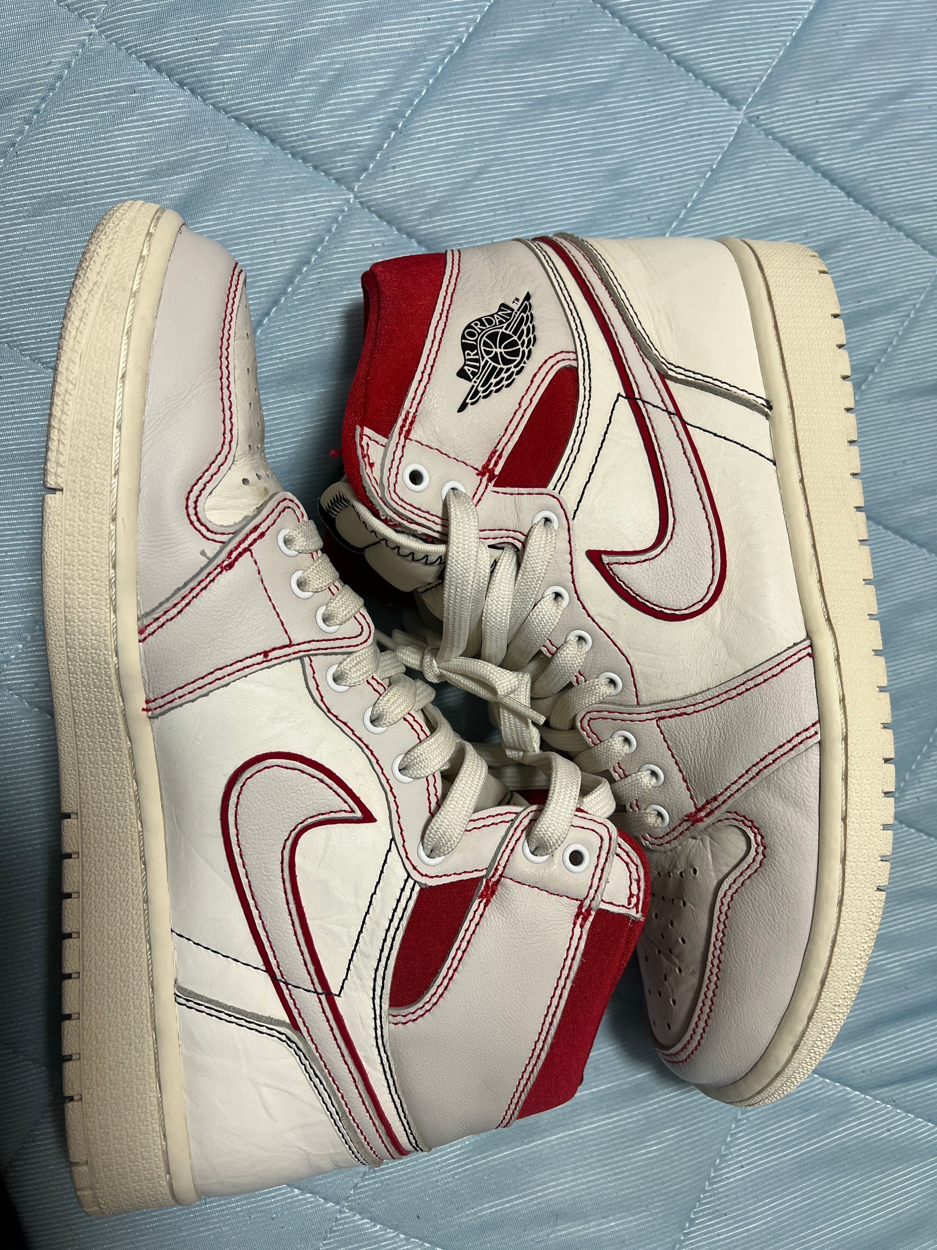 Nike Air Jordan 1 Retro High OG "Sail/University Red"     
