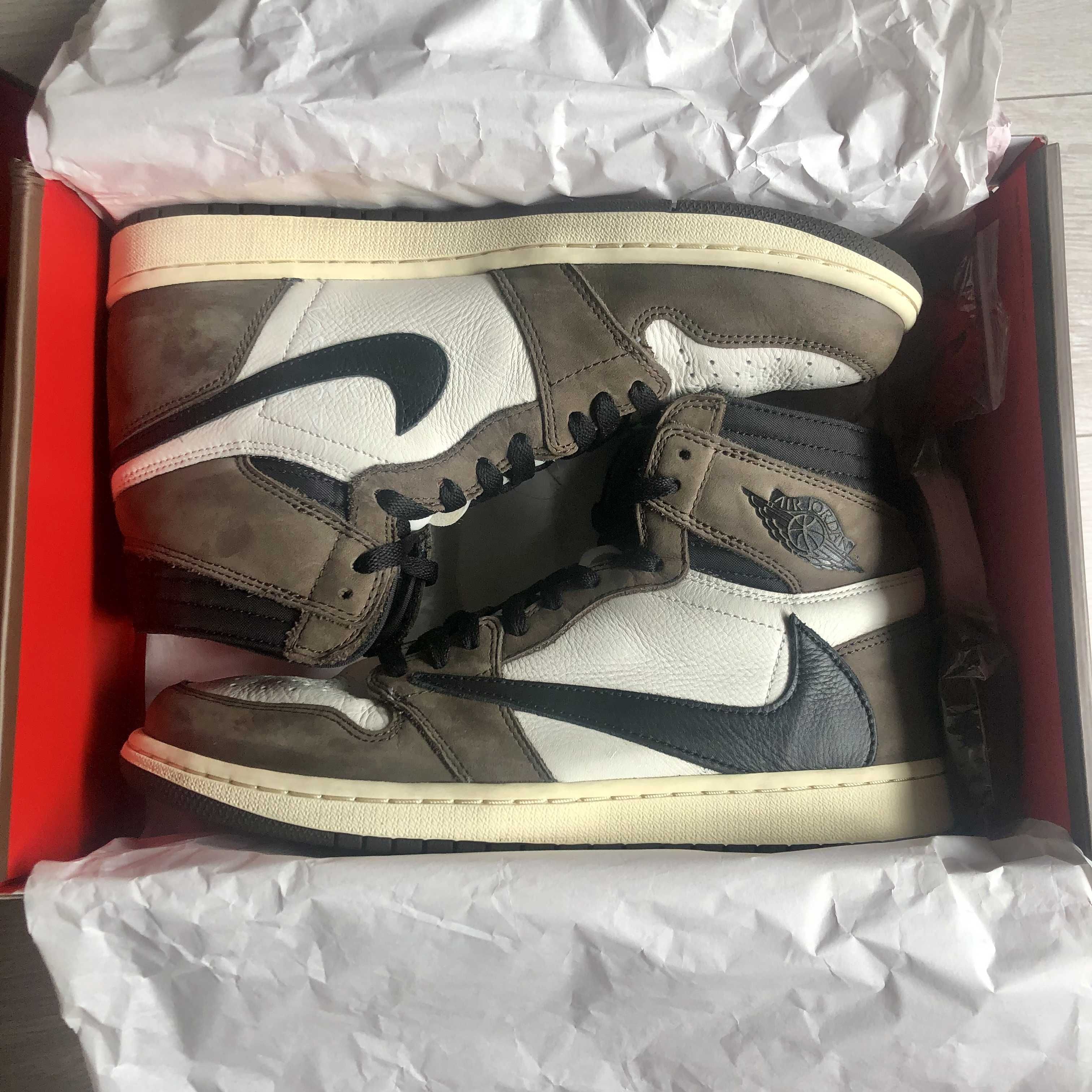 Travis Scott × Nike Air Jordan 1 Retro High OG TS SP "Sail/Dark Mocha"