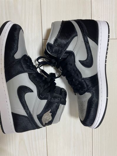 Nike Women's Air Jordan 1 Retro High OG "Medium Grey"