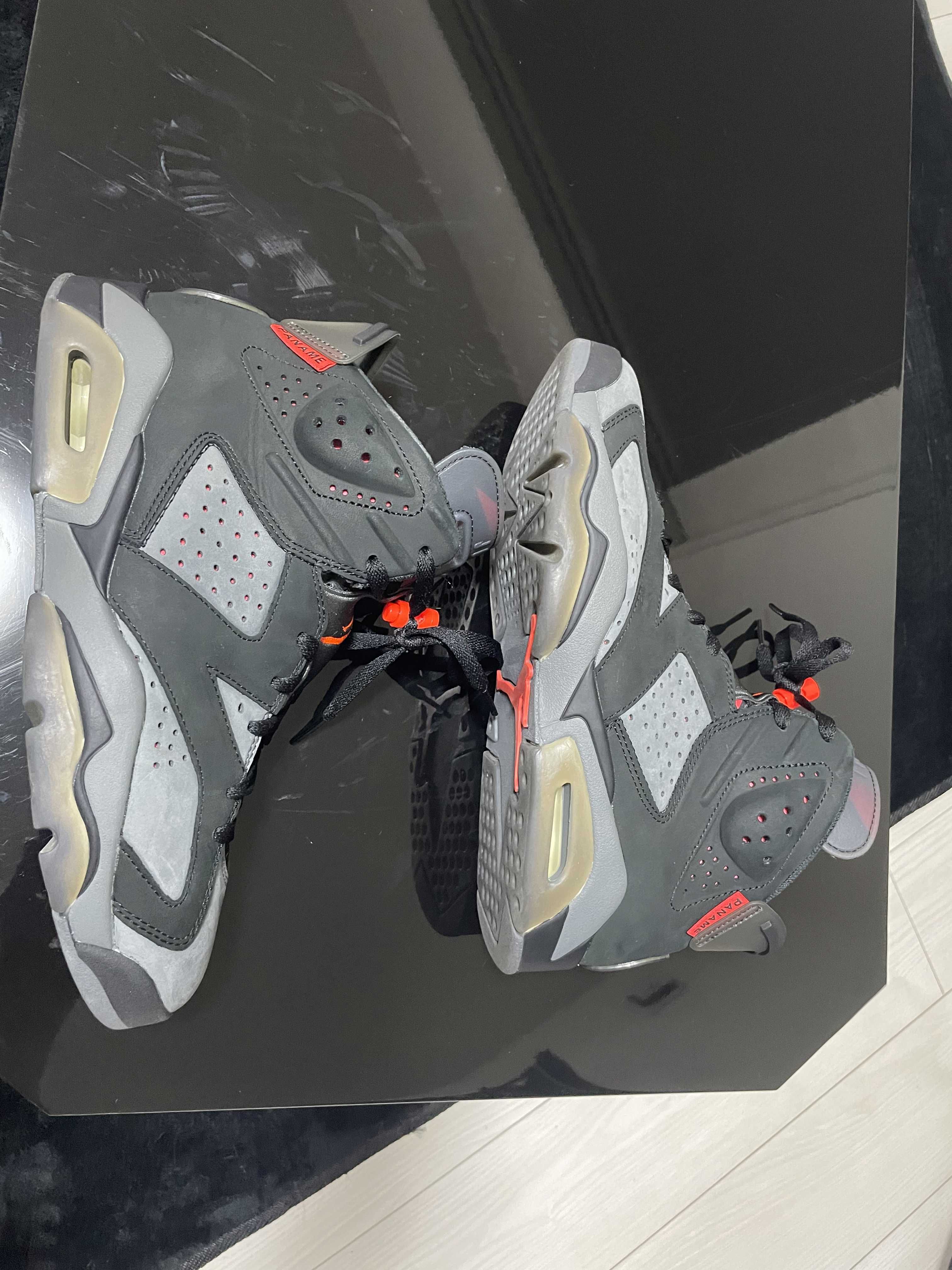 NIKE × PARIS SAINT GERMAIN AIR JORDAN 6 RETRO INFRARED