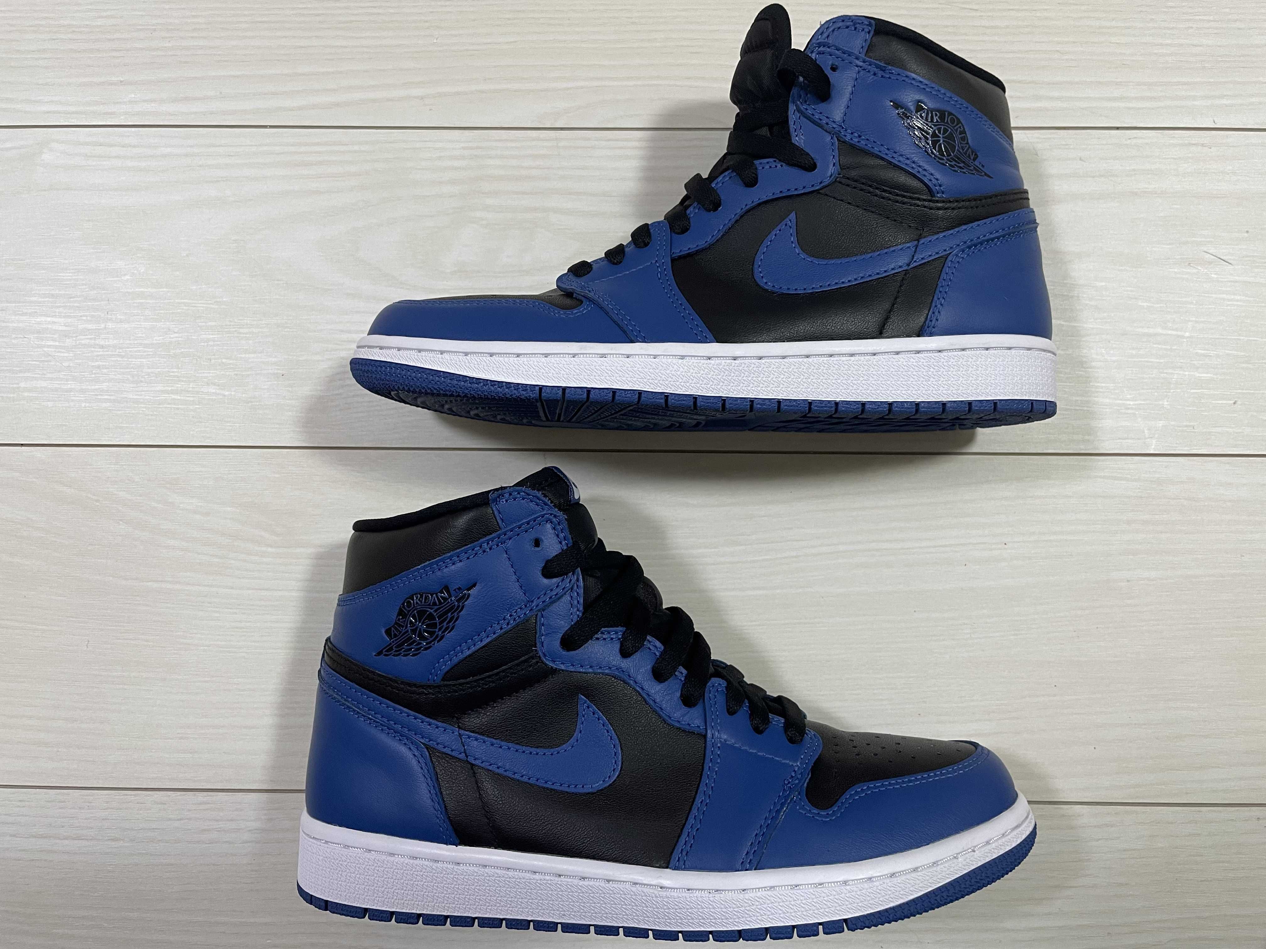 Nike Air Jordan 1 Retro High OG "Dark Marina Blue"