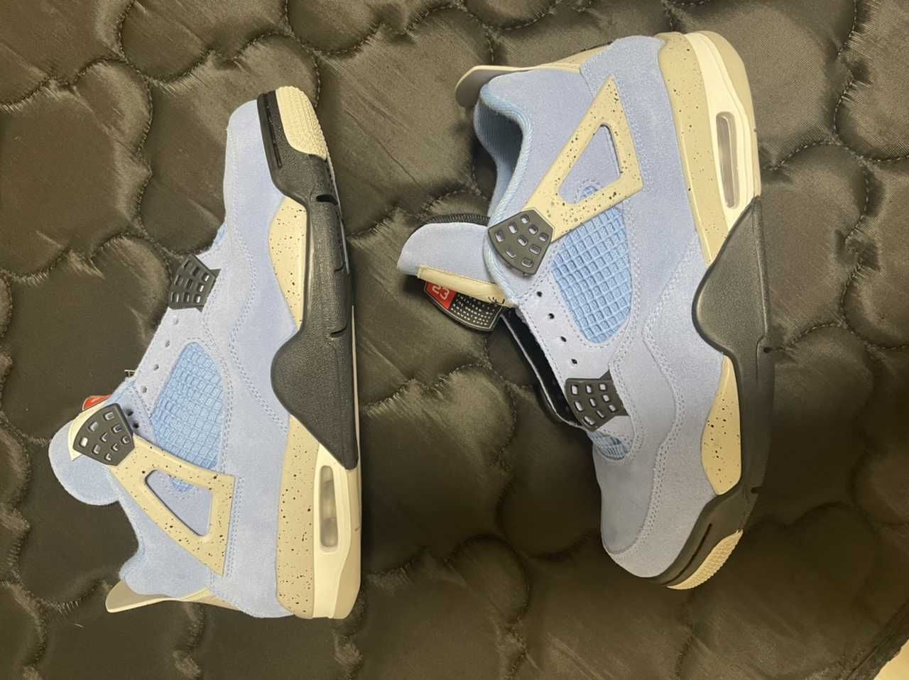 Nike Air Jordan 4 "University Blue"