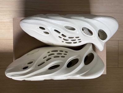 adidas YEEZY Foam Runner "Sand"