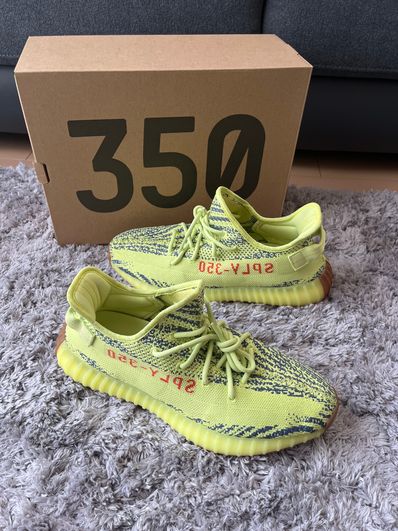 adidas Yeezy Boost 350 V2