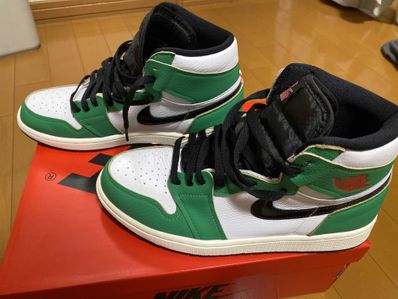 Nike Women's Air Jordan 1 High OG "Lucky Green/White-Sail-Black"