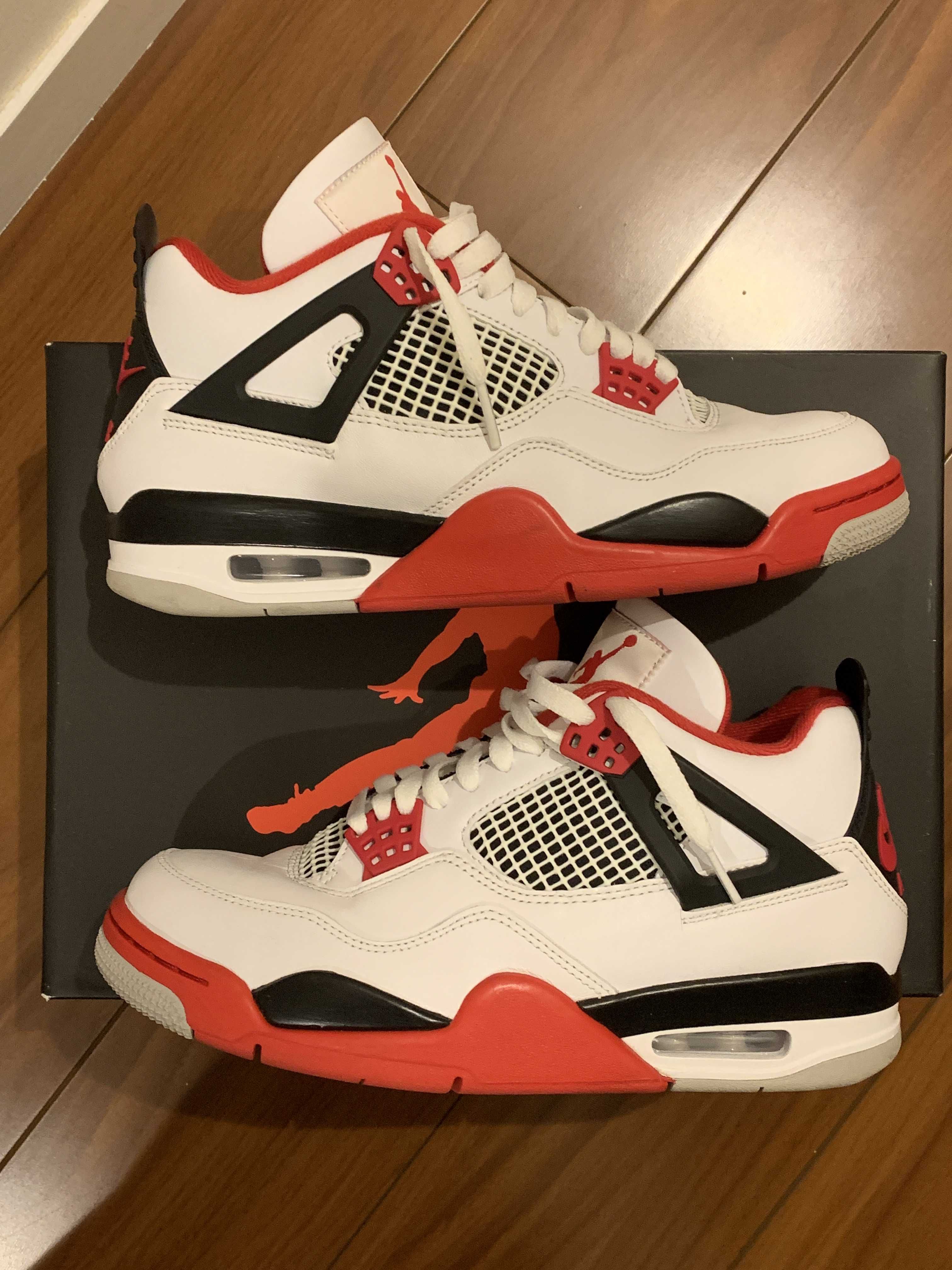 Nike Air Jordan 4 Retro OG "Fire Red" (2020)