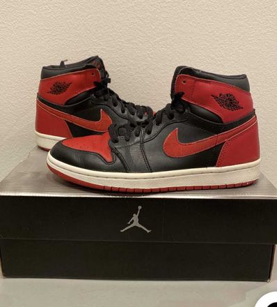 Nike Air Jordan 1 Retro High "Black Varsity Red/Bred"(2001)