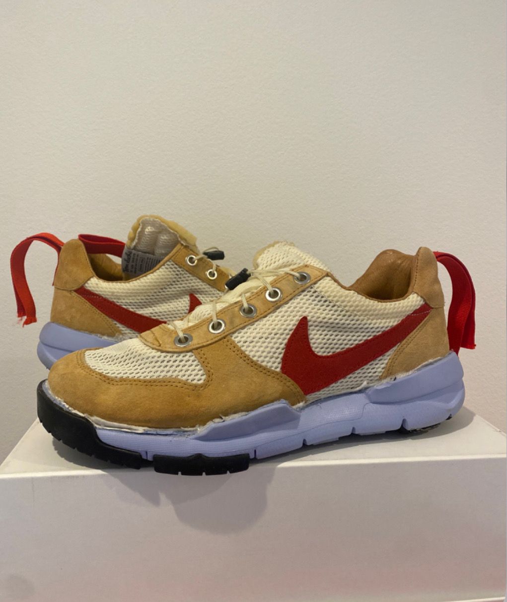 TOM SACHS × NIKE MARSYARD OVERSHOE "WHITE/LIGHT BLUE"