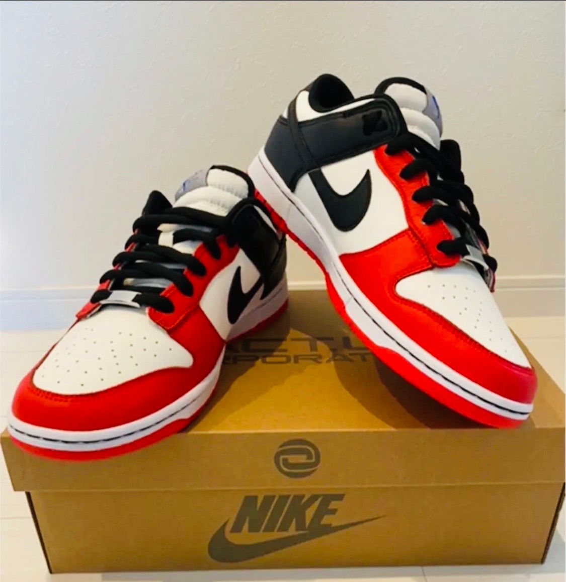 NBA × Nike Dunk Low EMB 75th Anniversary "Chicago Bulls"