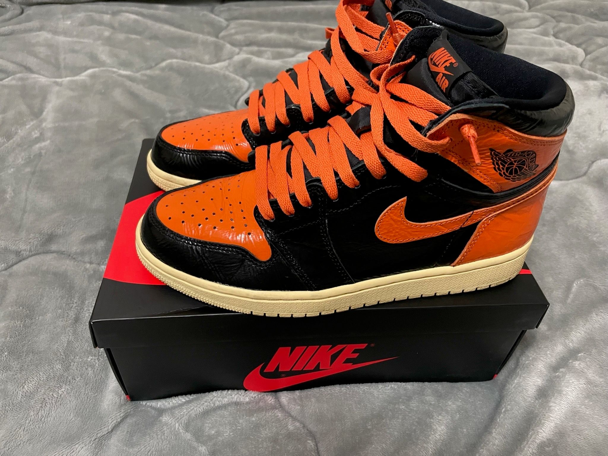 Nike Air Jordan 1 High "Shattered Backboard 3.0"