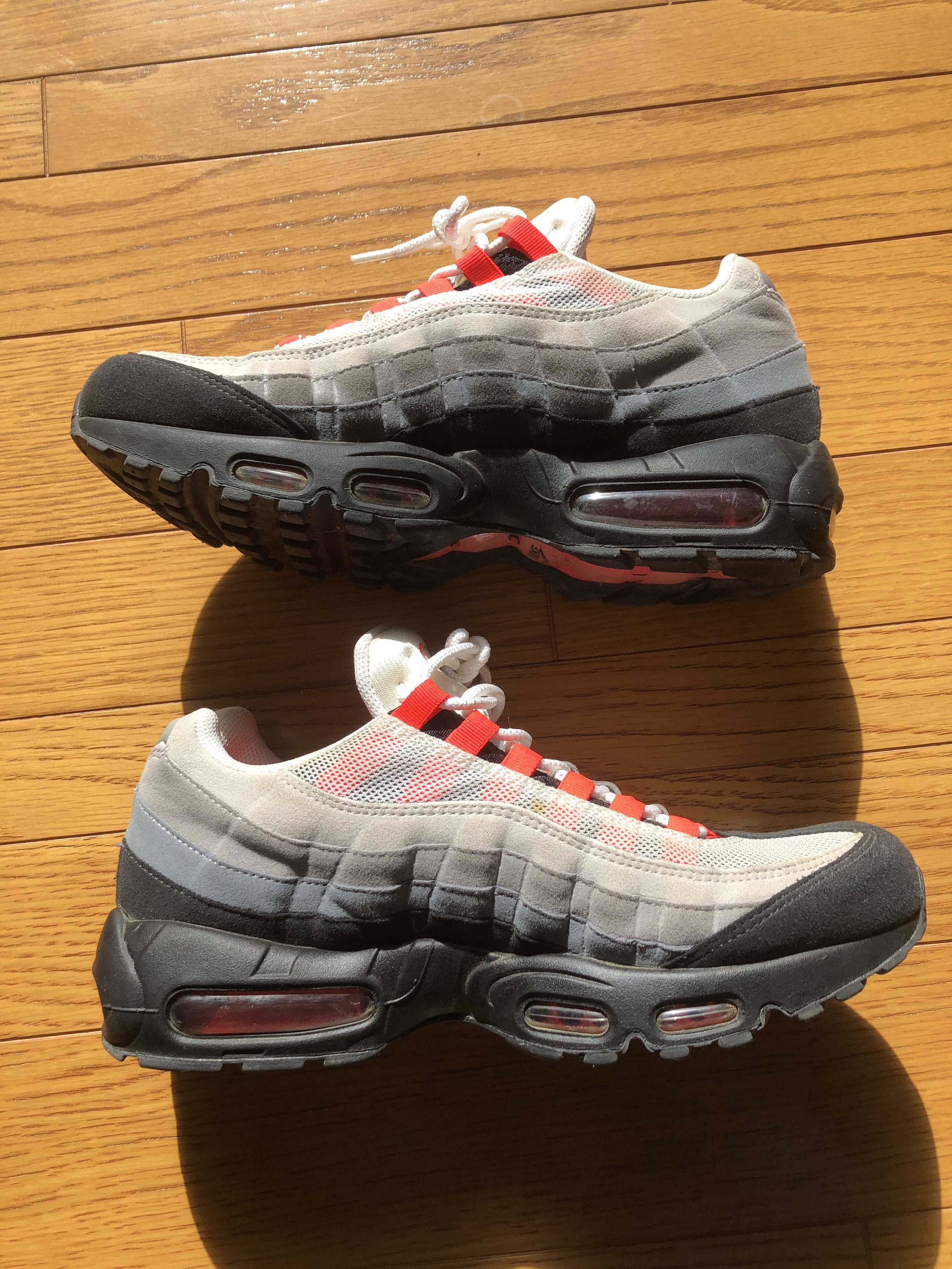 Nike Air Max 95 "White/Solar Red"