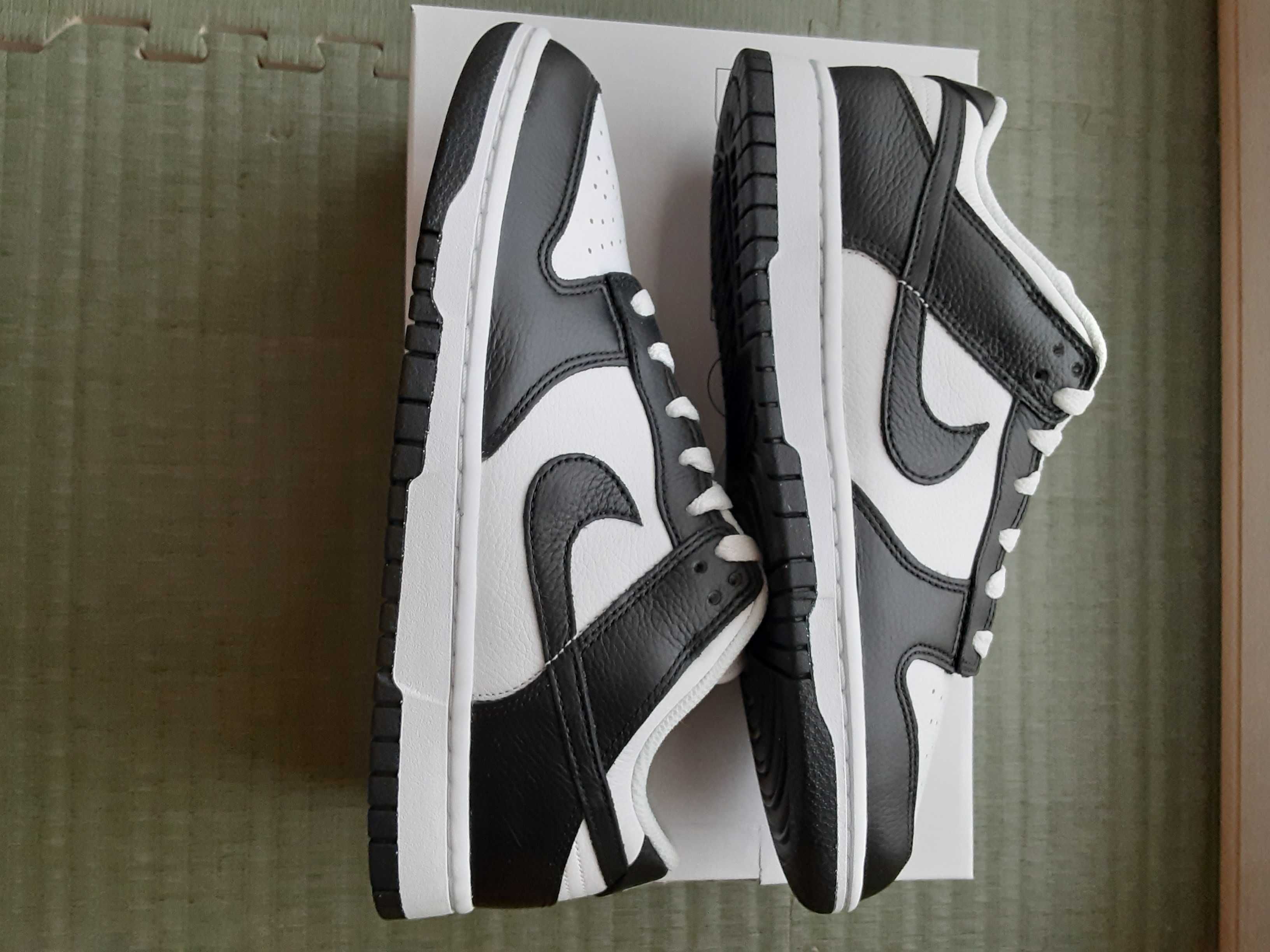 Nike Dunk Low Retro "Panda/White/Black"