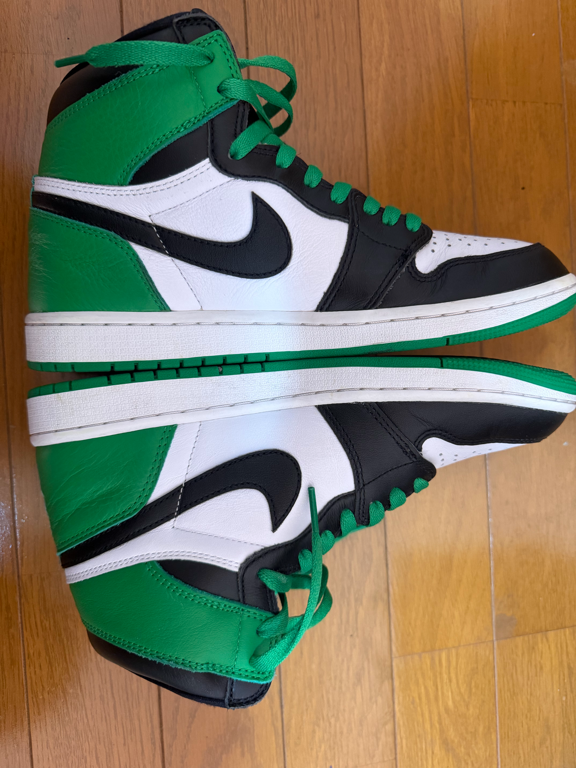 Nike Air Jordan 1 Retro High OG "Celtics/Black and Lucky Green" (2023)